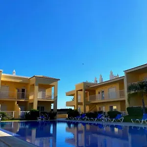 Parra Holidays Q House Guia (Faro)